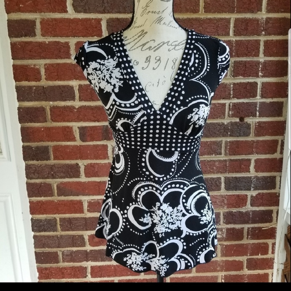 (Donated) (2)  Bundle Tops - Picture 7 of 8